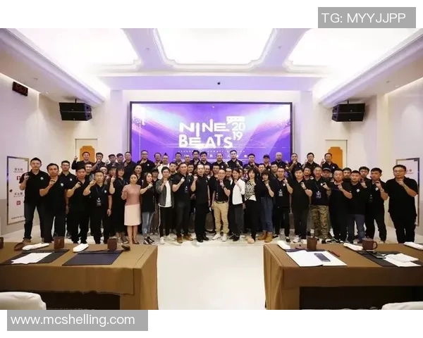 深圳篮球队与重庆篮球队赛后复盘团队协作的精彩瞬间与战术分析