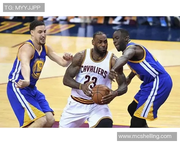 勇士与骑士历史交锋记录分析及战绩回顾 勇士与骑士历史交锋记录分析及战绩回顾