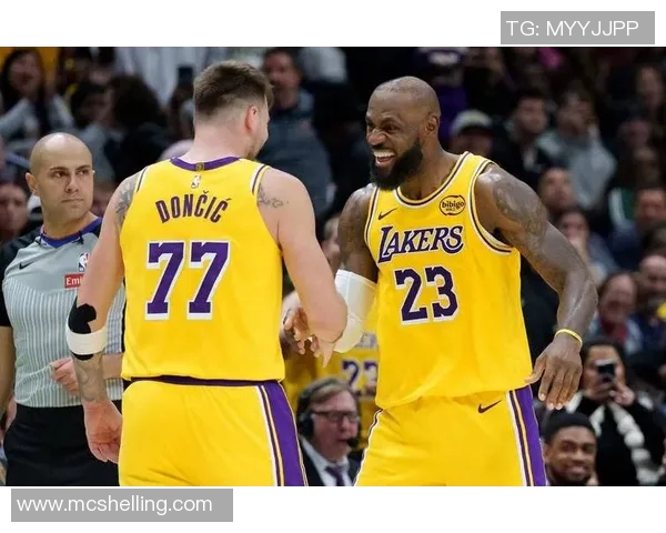 湖人快船激战2019年12月26日直播回顾与精彩瞬间分析