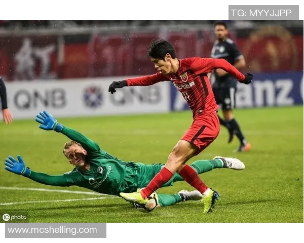 福冈黄蜂迎战草津温泉期待精彩对决展现足球魅力与激情 福冈黄蜂迎战草津温泉期待精彩对决展现足球魅力与激情