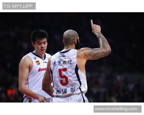 CBA精彩对决福建队迎战山东队直播盛况全程回顾与分析 CBA精彩对决福建队迎战山东队直播盛况全程回顾与分析